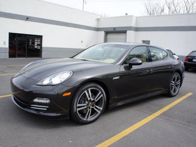 Photo of 2012 Porsche Panamera