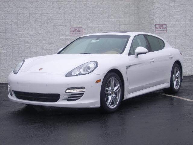 Photo of 2012 Porsche Panamera