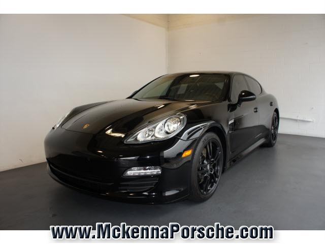 Photo of 2011 Porsche Panamera