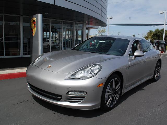 Photo of 2012 Porsche Panamera