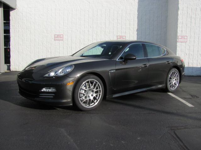 Photo of 2012 Porsche Panamera