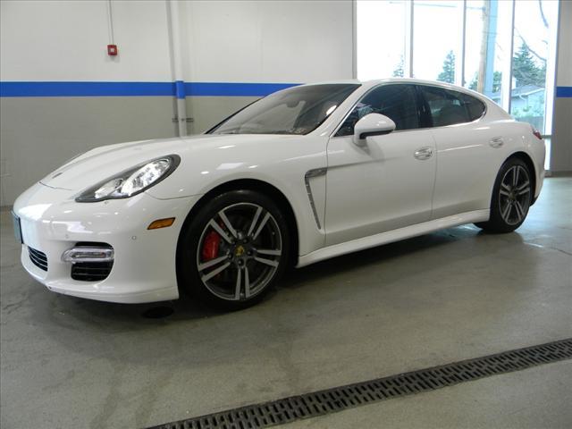 Photo of 2010 Porsche Panamera Westmont Illinois