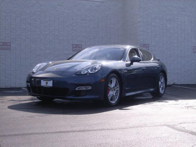 Photo of 2010 Porsche Panamera