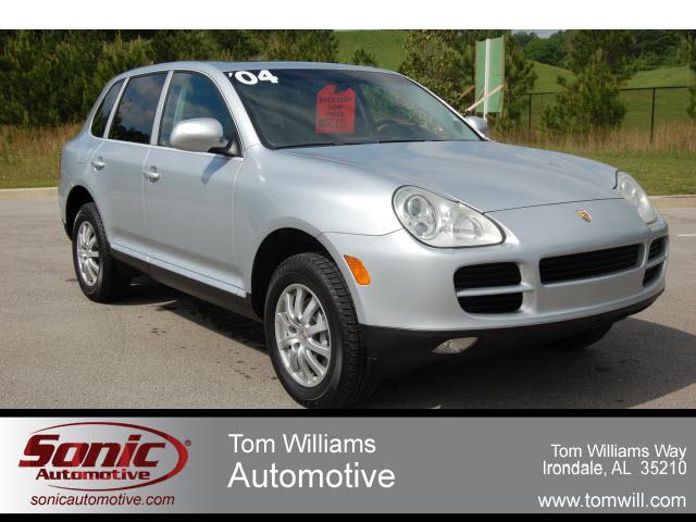 Photo of 2004 Porsche Cayenne