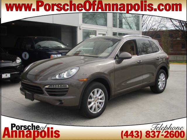 Photo of 2012 Porsche Cayenne
