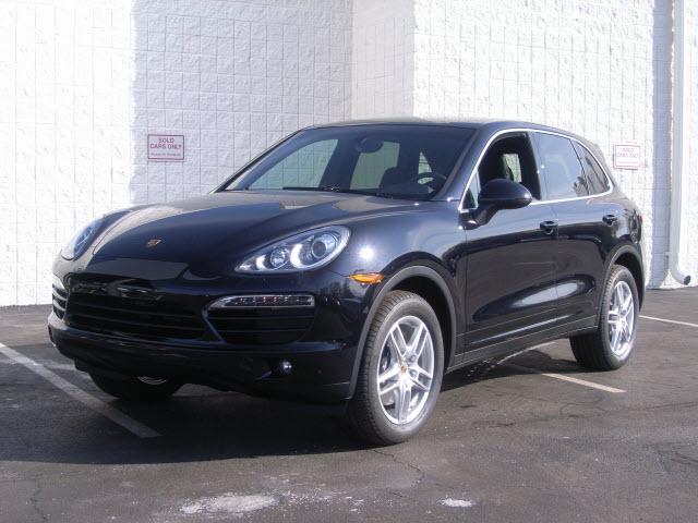 Photo of 2012 Porsche Cayenne