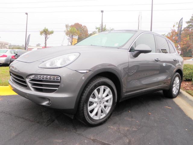 Photo of 2011 Porsche Cayenne