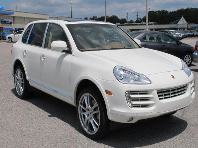 Photo of 2009 Porsche Cayenne