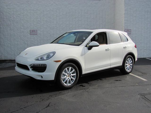 Photo of 2012 Porsche Cayenne
