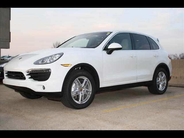 Photo of 2012 Porsche Cayenne