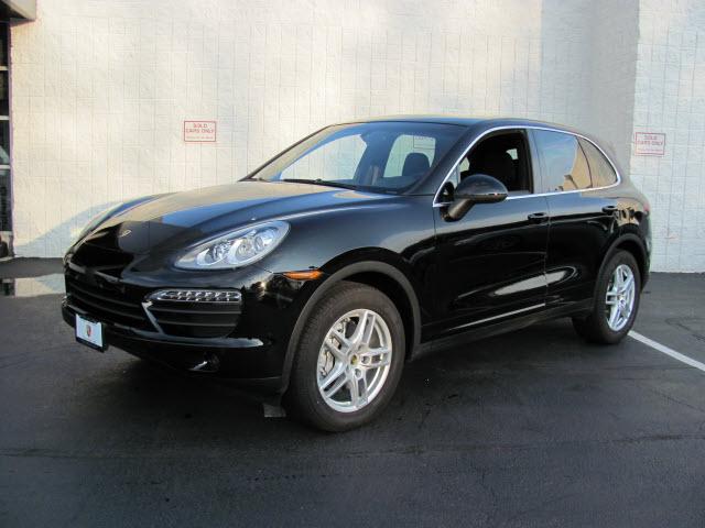 Photo of 2011 Porsche Cayenne