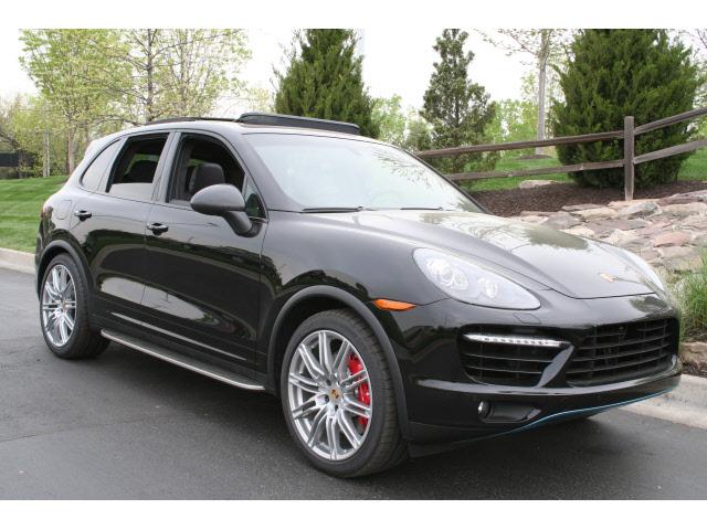 Photo of 2012 Porsche Cayenne