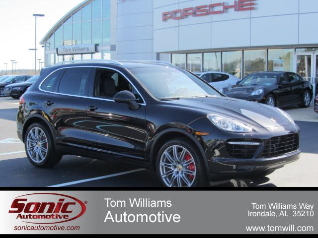 Photo of 2012 Porsche Cayenne