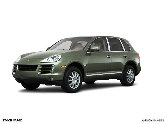 Photo of 2010 Porsche Cayenne