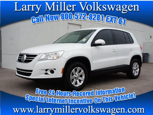 Photo of 2010 Volkswagen Tiguan