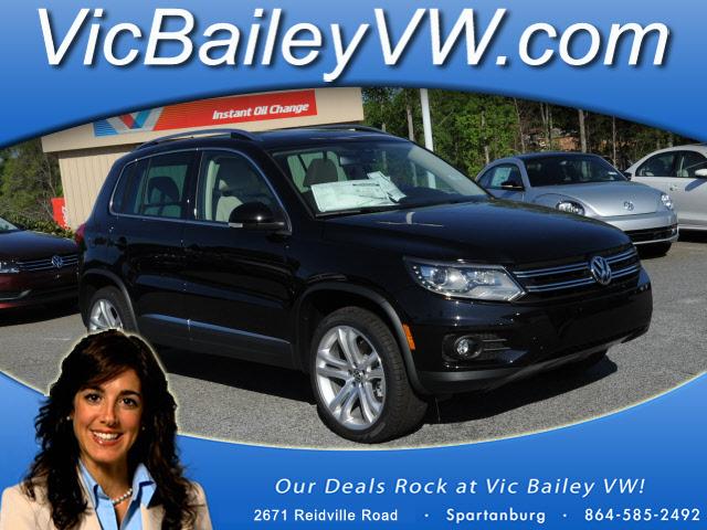 Photo of 2012 Volkswagen Tiguan
