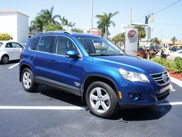 Photo of 2010 Volkswagen Tiguan