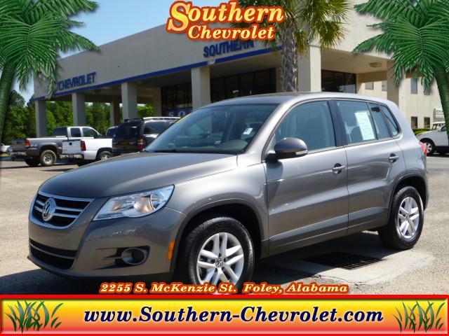Photo of 2011 Volkswagen Tiguan