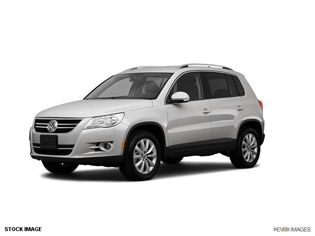 Photo of 2011 Volkswagen Tiguan