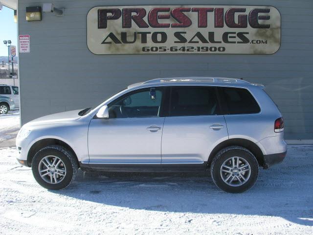 Photo of 2008 Volkswagen Touareg 2