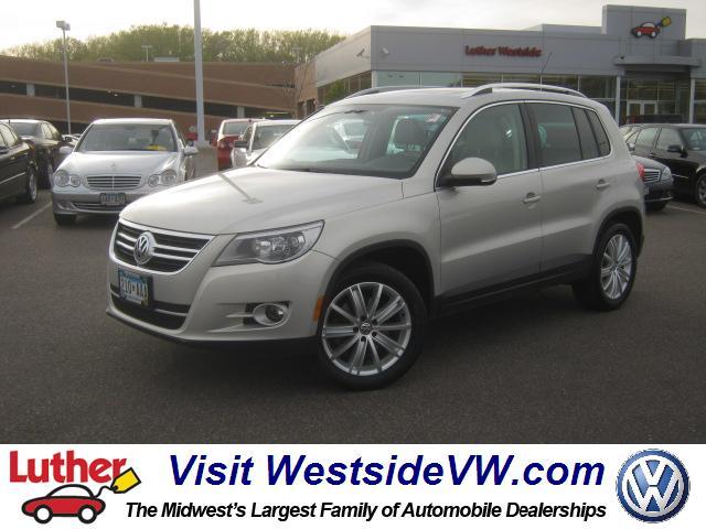 Photo of 2009 Volkswagen Tiguan