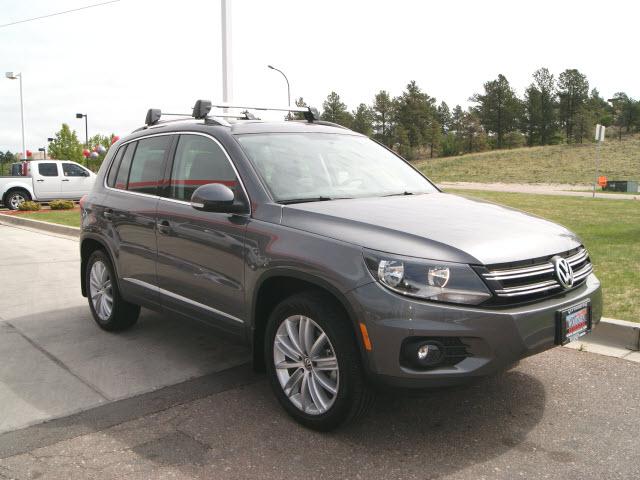 Photo of 2012 Volkswagen Tiguan