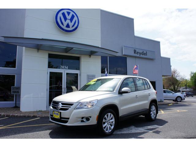 Photo of 2010 Volkswagen Tiguan