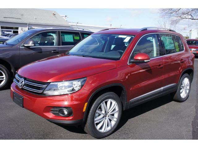 Photo of 2012 Volkswagen Tiguan