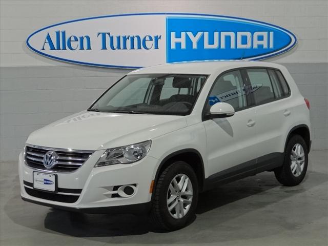 Photo of 2011 Volkswagen Tiguan