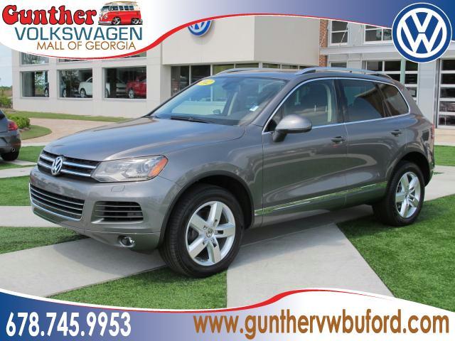 Photo of 2012 Volkswagen Touareg