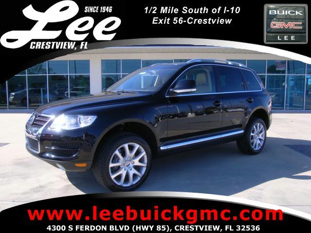 Photo of 2010 Volkswagen Touareg