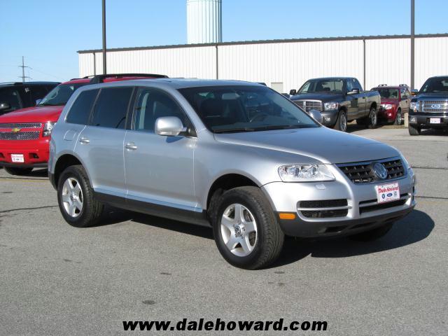 Photo of 2005 Volkswagen Touareg