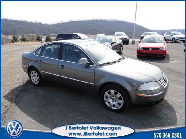 Photo of 2005 Volkswagen Passat