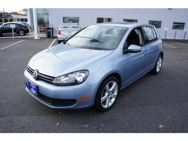 Photo of 2010 Volkswagen Golf