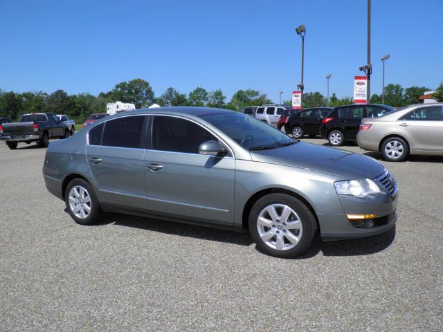 Photo of 2007 Volkswagen Passat