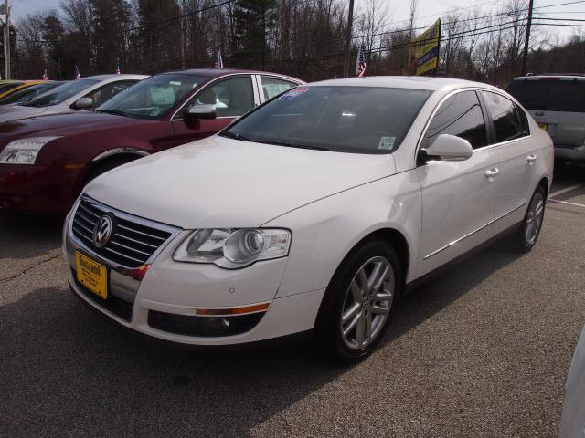 Photo of 2008 Volkswagen Passat Sedan
