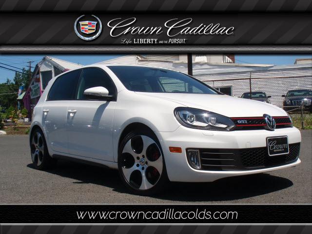 Photo of 2010 Volkswagen GTI