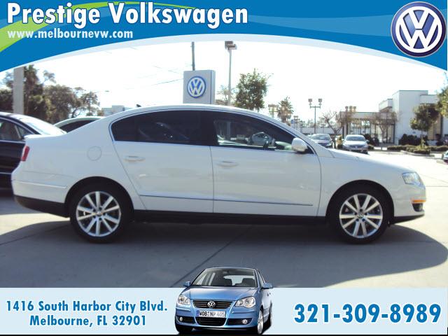 Photo of 2010 Volkswagen Passat