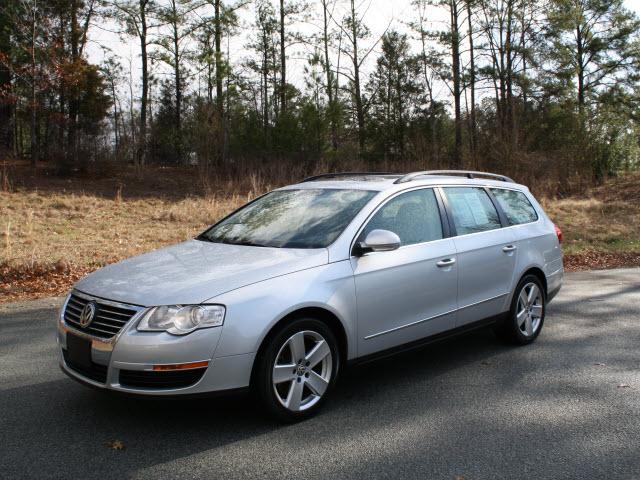Photo of 2008 Volkswagen Passat