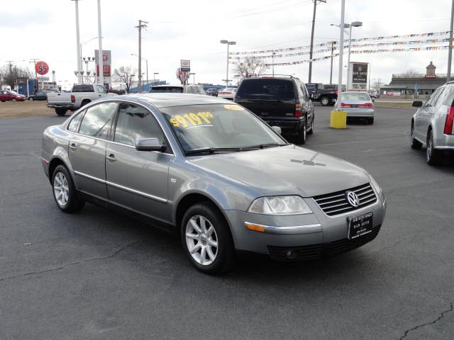 Photo of 2004 Volkswagen Passat