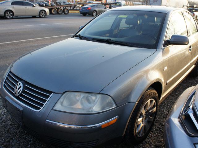 Photo of 2003 Volkswagen Passat