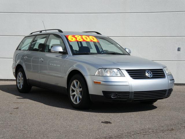 Photo of 2004 Volkswagen Passat