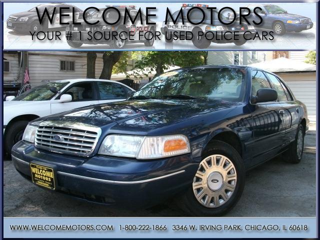 Photo of 2005 Ford Crown Victoria