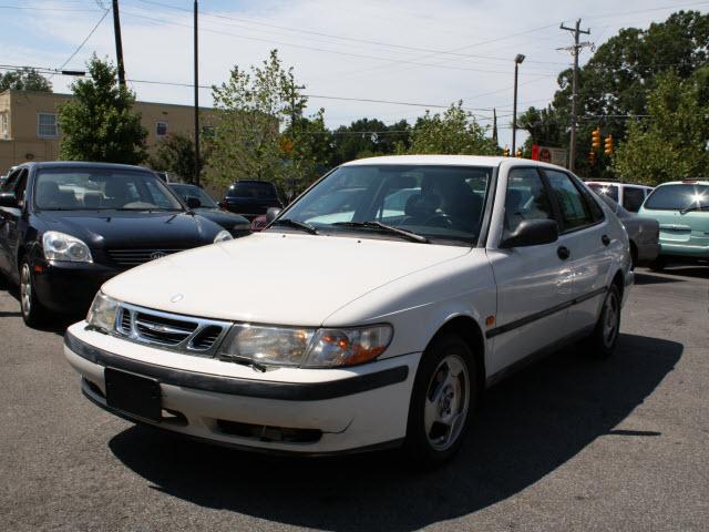 Photo of 1999 Saab 9-3