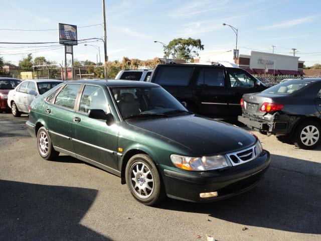 Photo of 2000 Saab 9-3