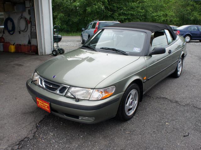 Photo of 1999 Saab 9-3