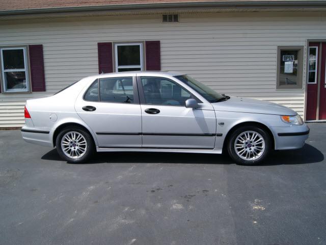 Photo of 2005 Saab 9-5