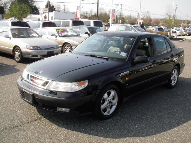 Photo of 1999 Saab 9-5