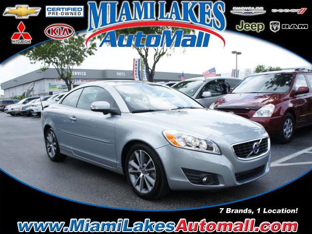 Photo of 2011 Volvo C70