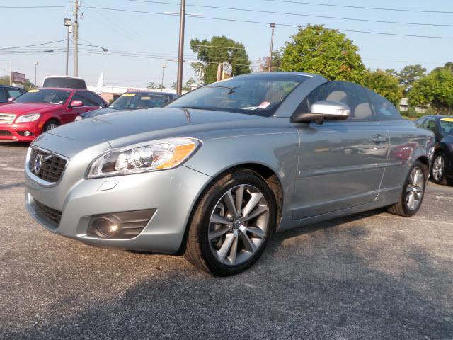 Photo of 2011 Volvo C70